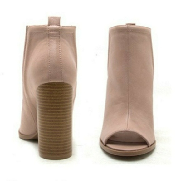 🎉LAST PAIR Nude Peep Toe Booties - Picture 6 of 8